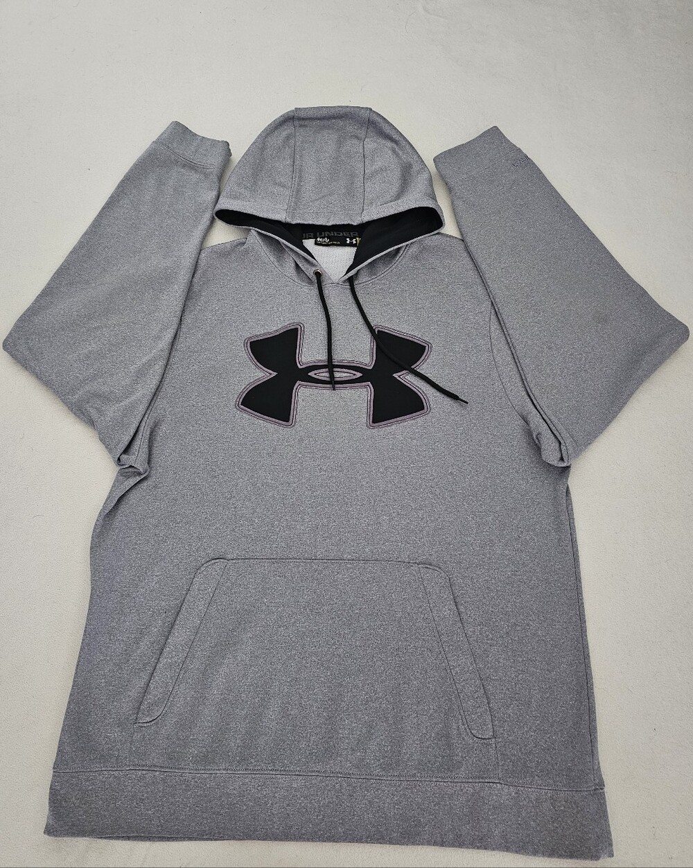 UNDER ARMOUR Storm Fleece Performance Men' s Logo Hoodie Sweatshirt SIZE MEDIUM.